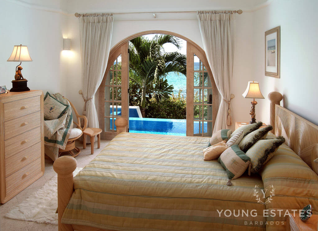 The Beach Hut - Young Estates Barbados