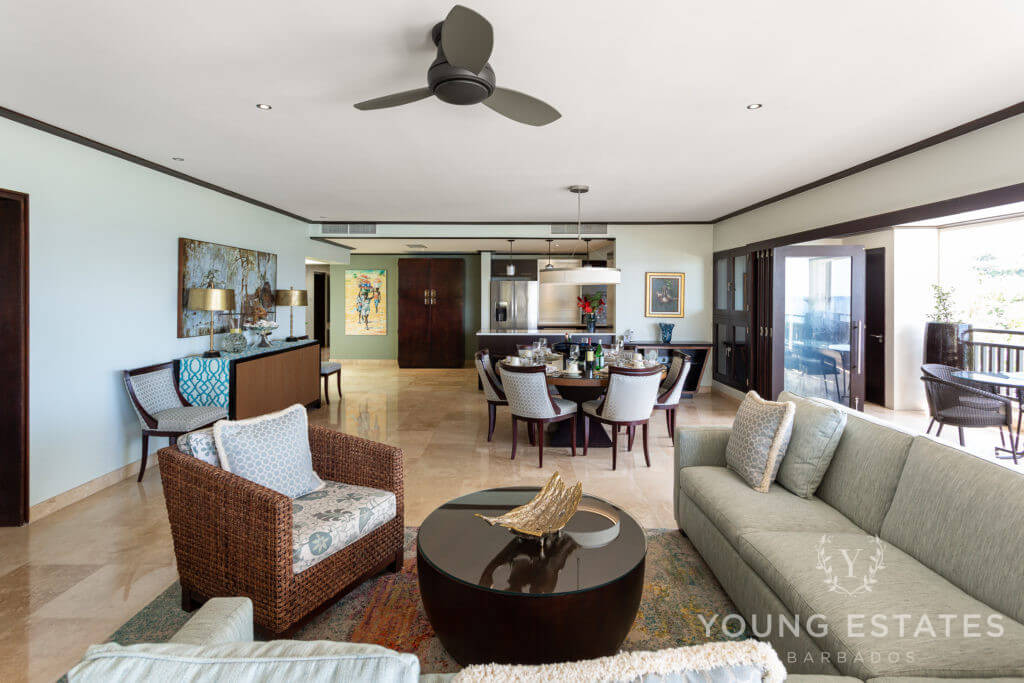 Crowsnest at Coral Cove