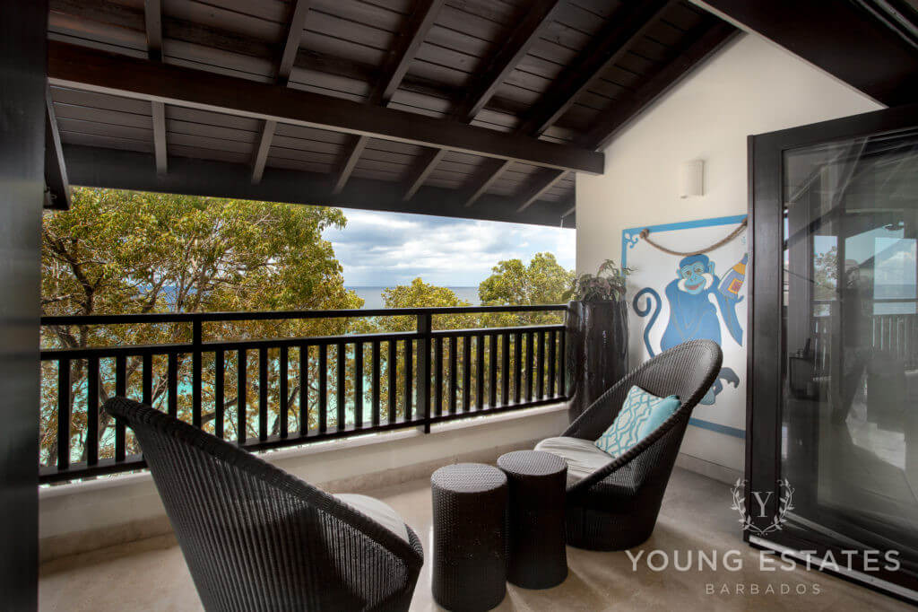 Crowsnest at Coral Cove