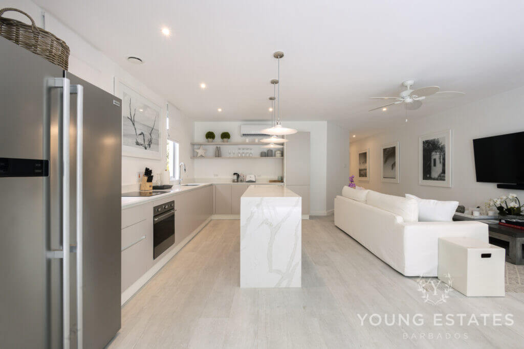 One Queens Street Apt 4