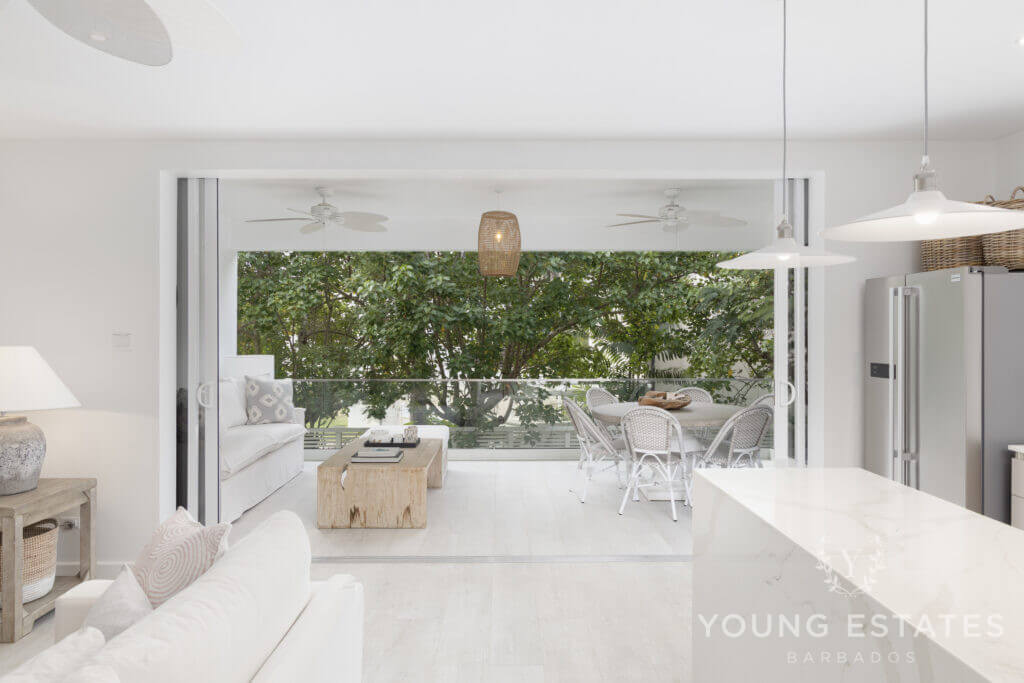 One Queens Street Apt 4