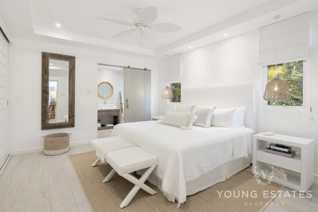 One Queens Street Apt 4