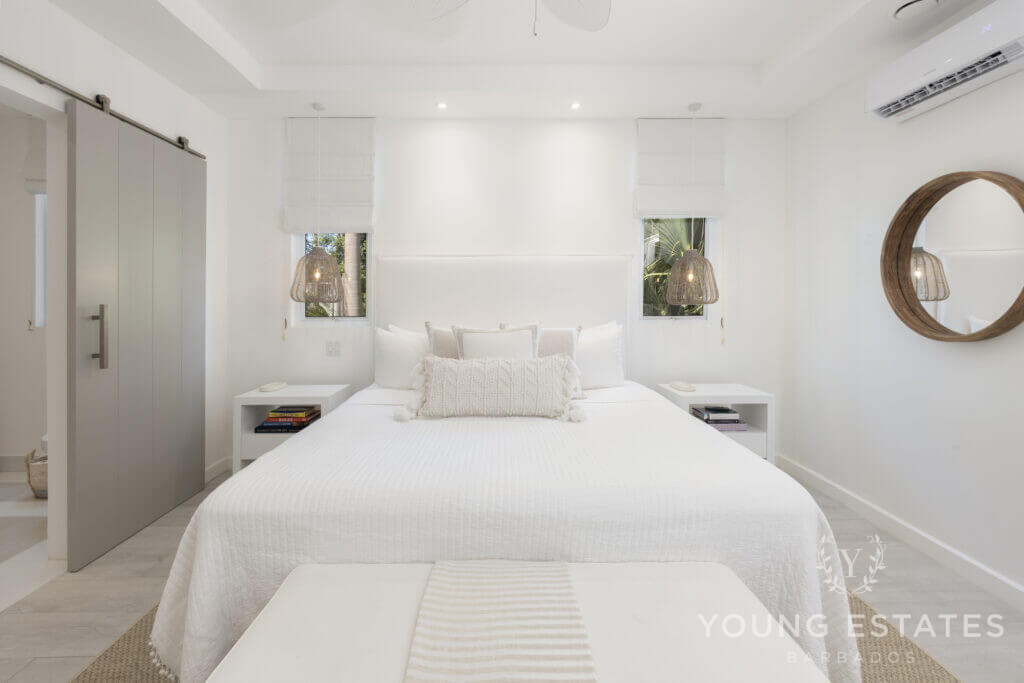 One Queens Street Apt 4