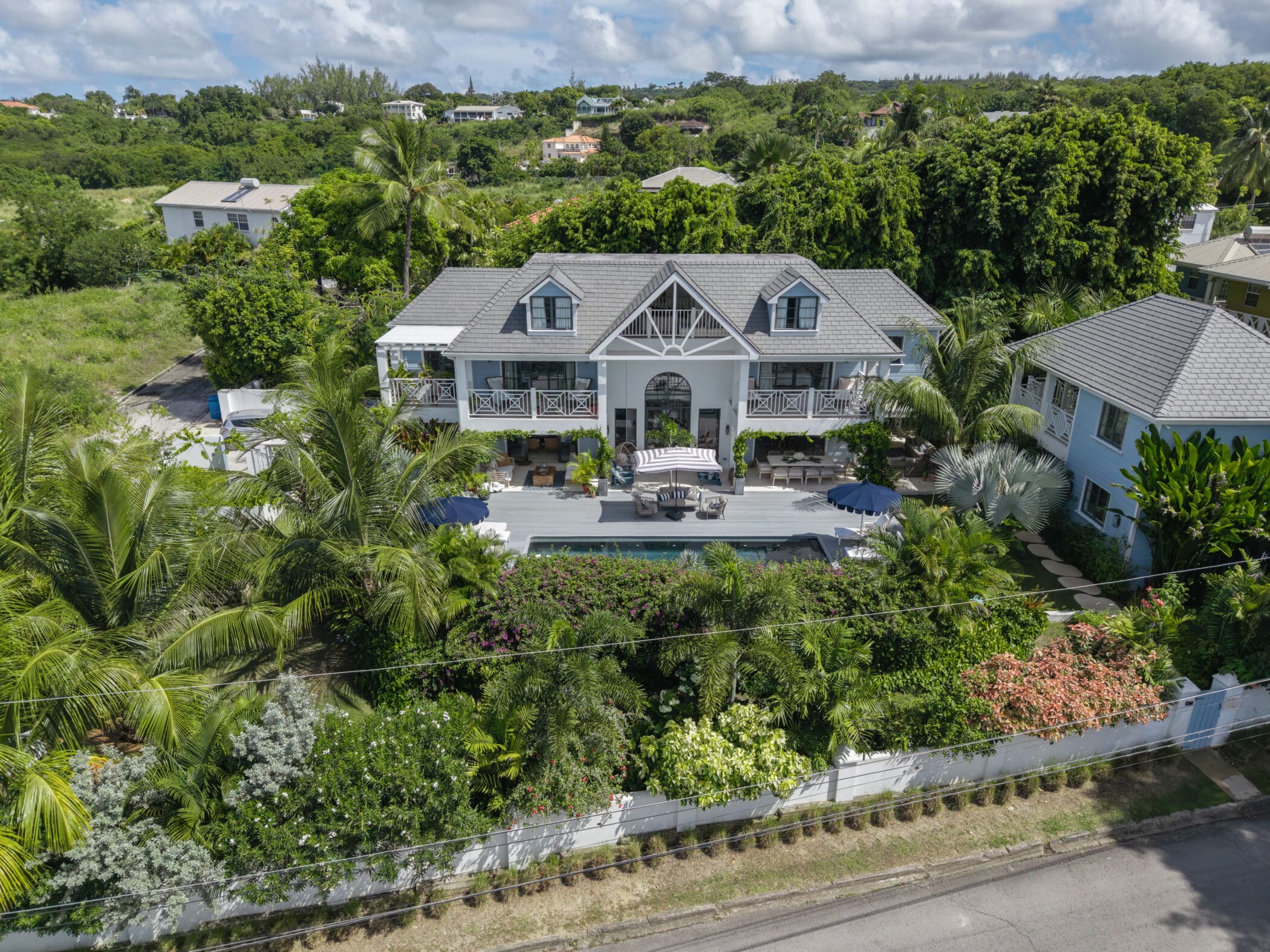 Seastar House & Cottage