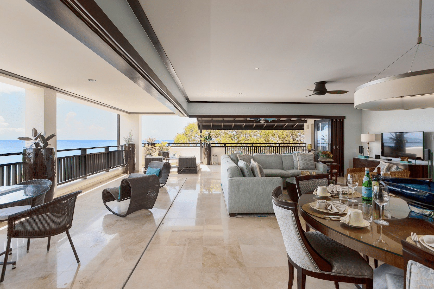 Coral Cove 14 The Penthouse- Crowsnest