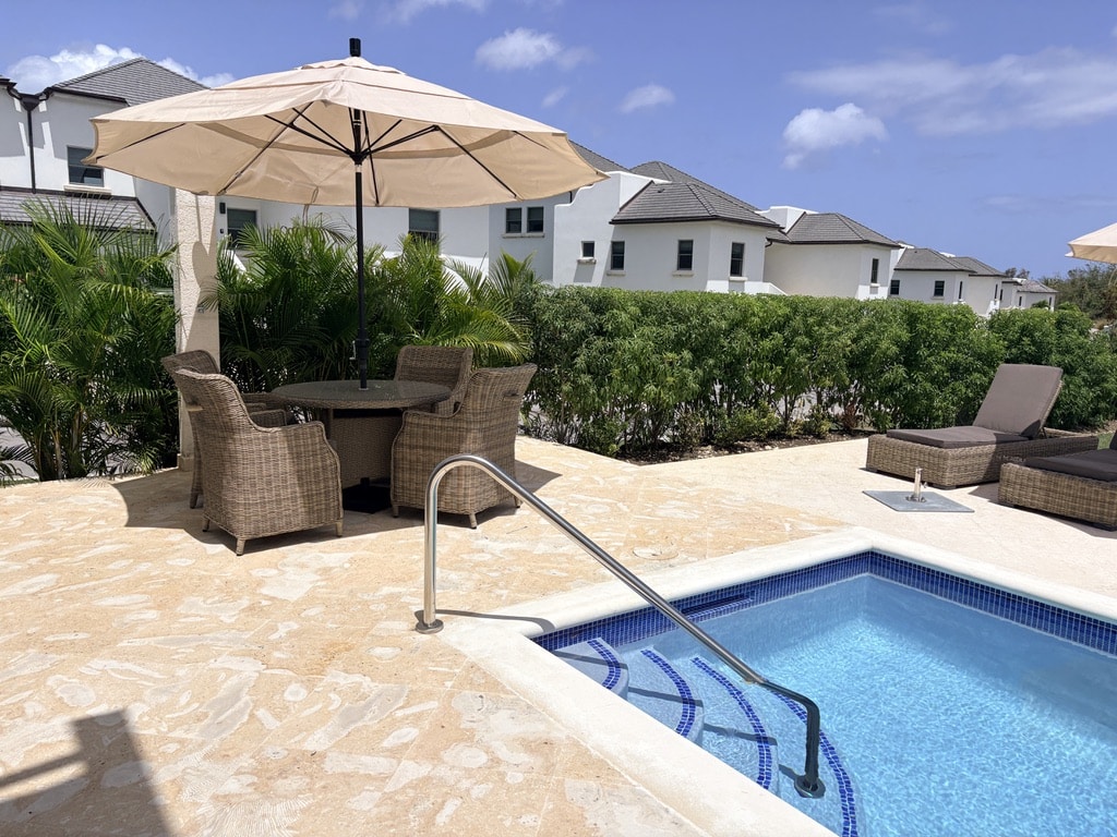 Par Three Villa